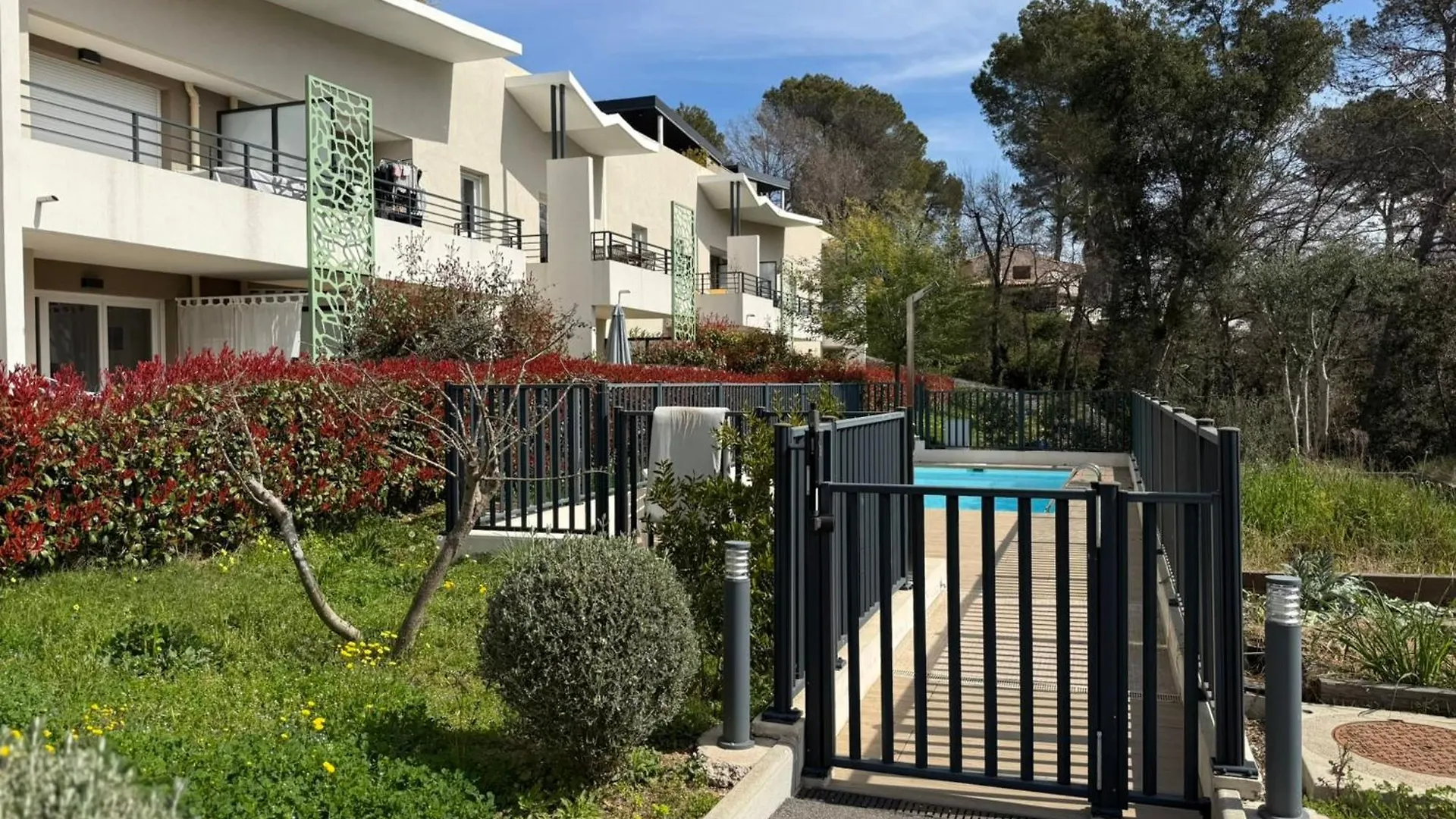 Cosy Flat - Garden - Swimming Pool Apartment Valbonne
